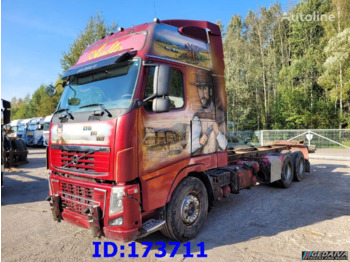 Kamion-šasija VOLVO FH16 700
