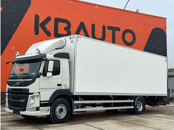 Kamion sandučar VOLVO FM 330