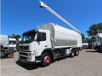 Kamion cisterna VOLVO FM 440