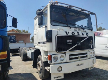 Kamion-šasija VOLVO F12