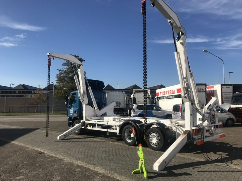 DAF 85.360 SIDELOADER - Utovarivač s proklizavajućim upravljanjem: slika DAF 85.360 SIDELOADER - Utovarivač s proklizavajućim upravljanjem