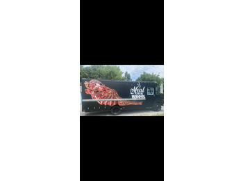 FREIGHTLINER MT3 - Kamion za prodaju brze hrane: slika FREIGHTLINER MT3 - Kamion za prodaju brze hrane