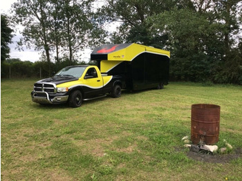Dodge RAM 2500 BE + színpados félpótkocsi - Kamion za prodaju brze hrane: slika Dodge RAM 2500 BE + színpados félpótkocsi - Kamion za prodaju brze hrane