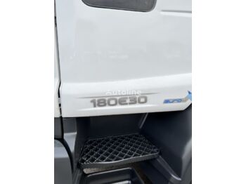 IVECO 180E300 - Transporter kontejnera/ Kamion s izmjenjivim sanducima: slika IVECO 180E300 - Transporter kontejnera/ Kamion s izmjenjivim sanducima
