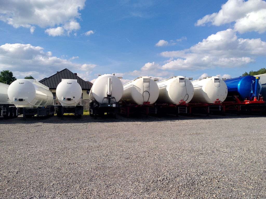 DUETDUDA - Građevinski strojevi MERCEDES-BENZ - dizel undefined: slika DUETDUDA - Građevinski strojevi MERCEDES-BENZ - dizel undefined