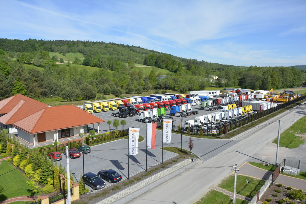 DUETDUDA - Građevinski strojevi MERCEDES-BENZ - dizel undefined: slika DUETDUDA - Građevinski strojevi MERCEDES-BENZ - dizel undefined