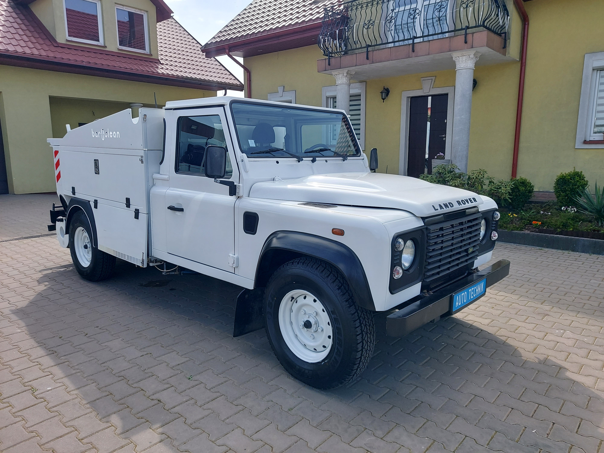 AUTO TECHNIK - Kamioni undefined: slika AUTO TECHNIK - Kamioni undefined