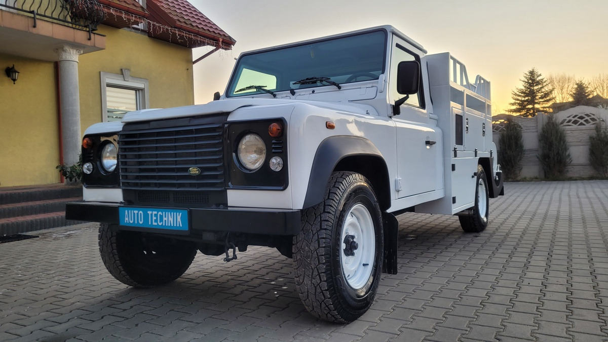 AUTO TECHNIK - Kamioni undefined: slika AUTO TECHNIK - Kamioni undefined