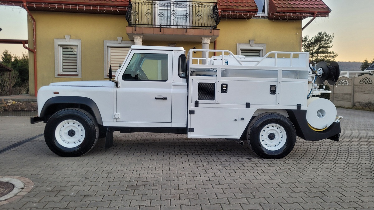 AUTO TECHNIK - Kamioni undefined: slika AUTO TECHNIK - Kamioni undefined