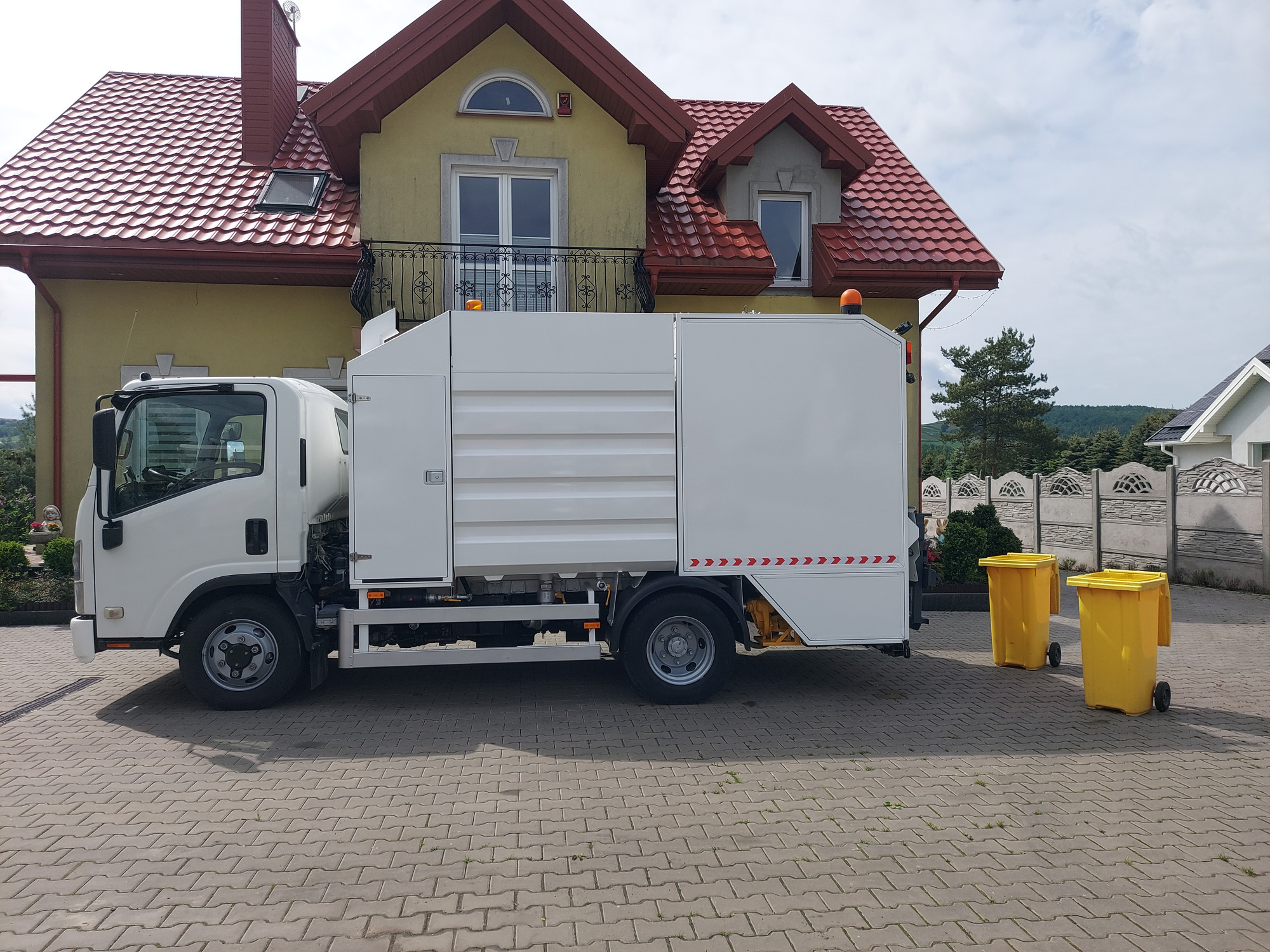 AUTO TECHNIK - Kamioni undefined: slika AUTO TECHNIK - Kamioni undefined