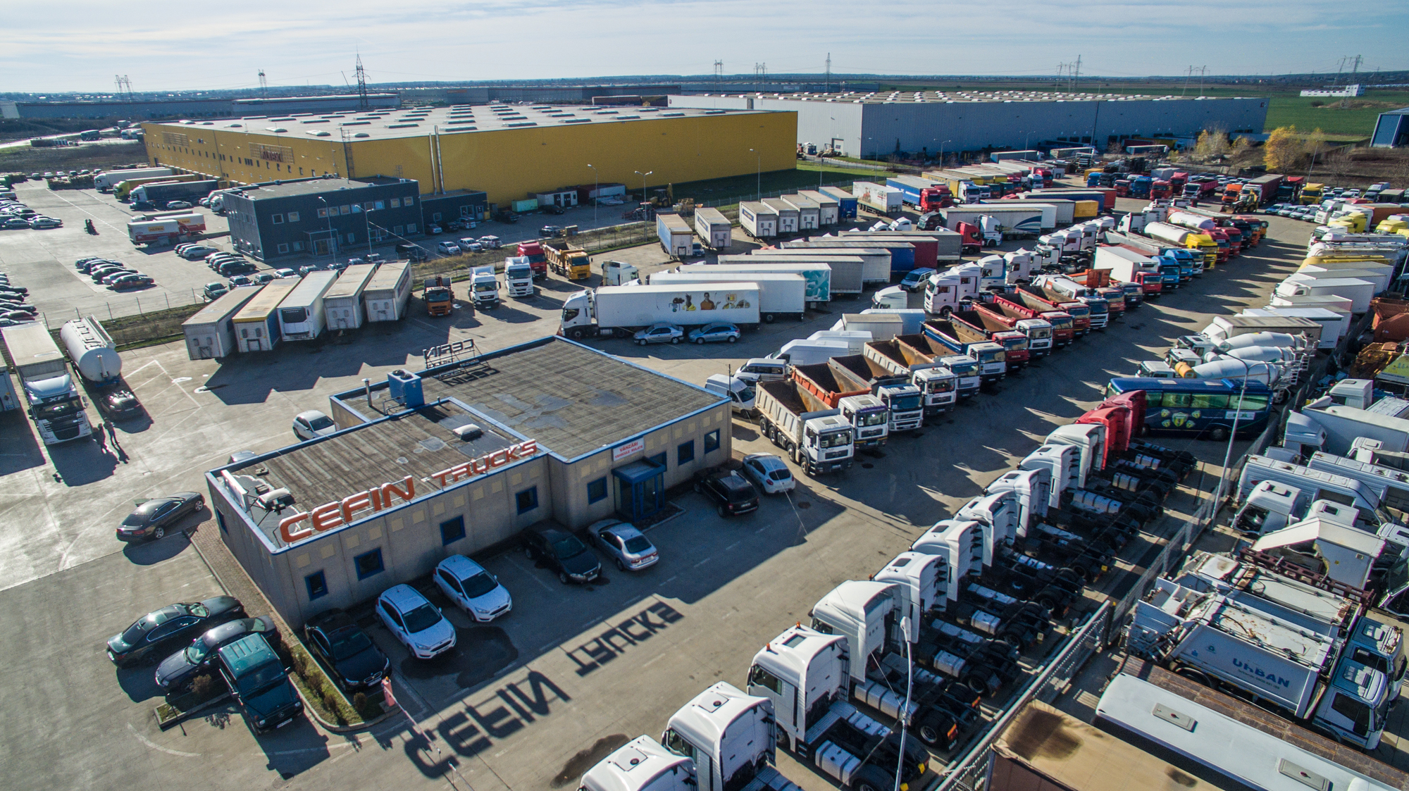 AIC TRUCKS SA - Građevinski strojevi - Godina: 2018, 8x4 undefined: slika AIC TRUCKS SA - Građevinski strojevi - Godina: 2018, 8x4 undefined