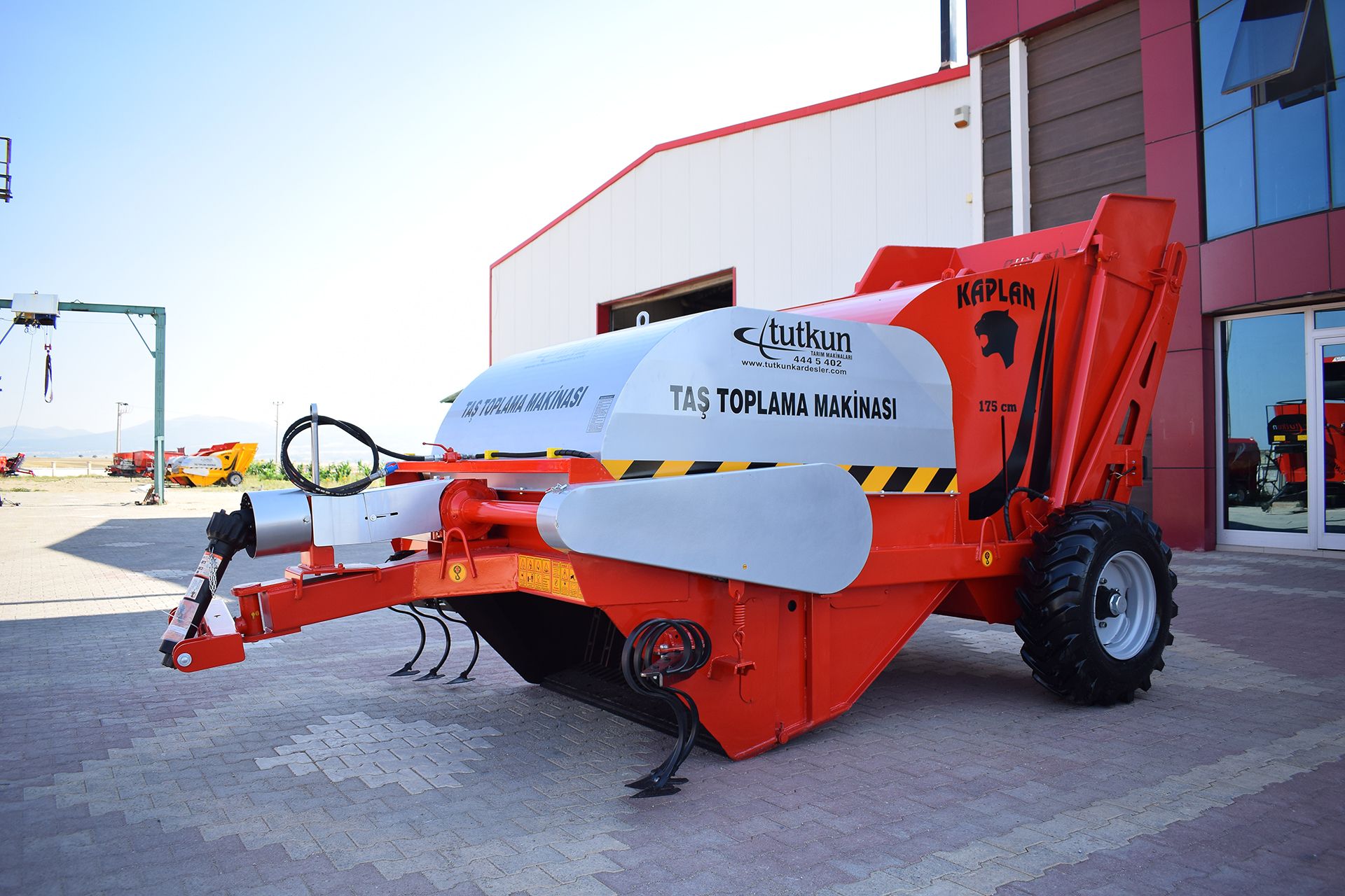 TUTKUN KARDESLER TARIM MAKINALARI URUNLERI OTOMOTIV SAN. Ve TIC. LTD.STI undefined: slika TUTKUN KARDESLER TARIM MAKINALARI URUNLERI OTOMOTIV SAN. Ve TIC. LTD.STI undefined