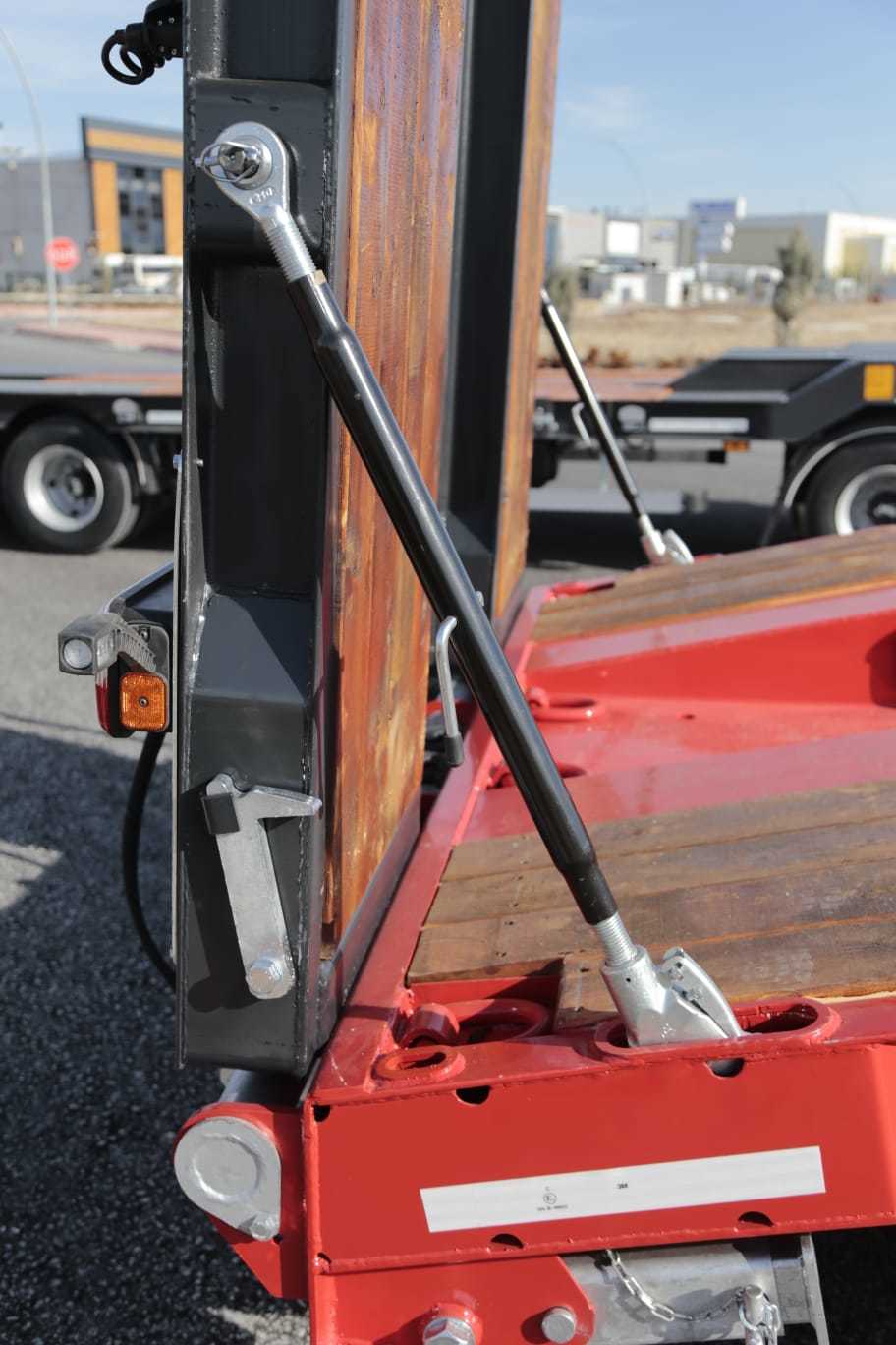 SCORPION TRAILER undefined: slika SCORPION TRAILER undefined