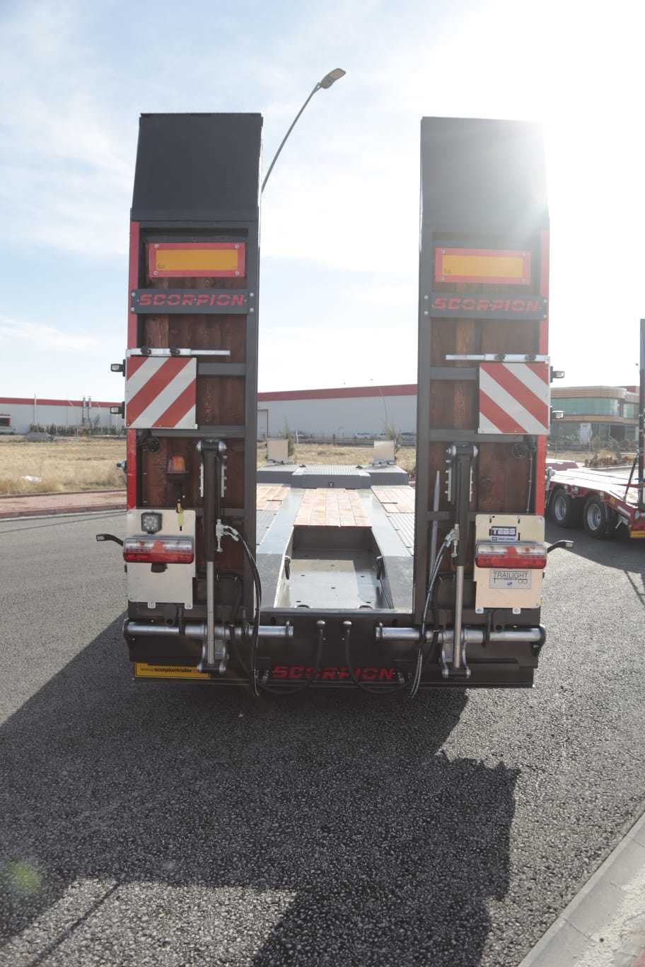 SCORPION TRAILER undefined: slika SCORPION TRAILER undefined