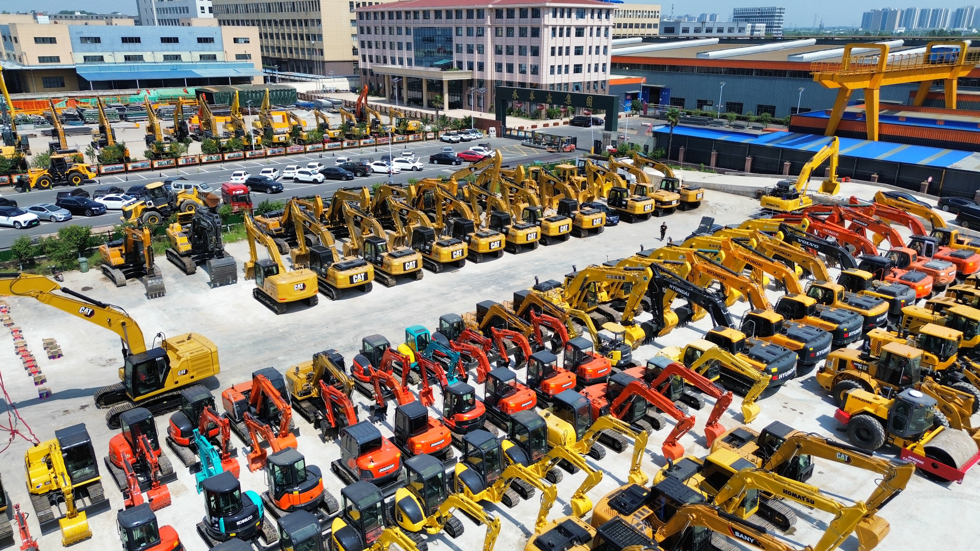 Toaks International Trading Company - Građevinski strojevi - Godina: 2016, 2-osovine, klimatizacijski uređaj undefined: slika Toaks International Trading Company - Građevinski strojevi - Godina: 2016, 2-osovine, klimatizacijski uređaj undefined