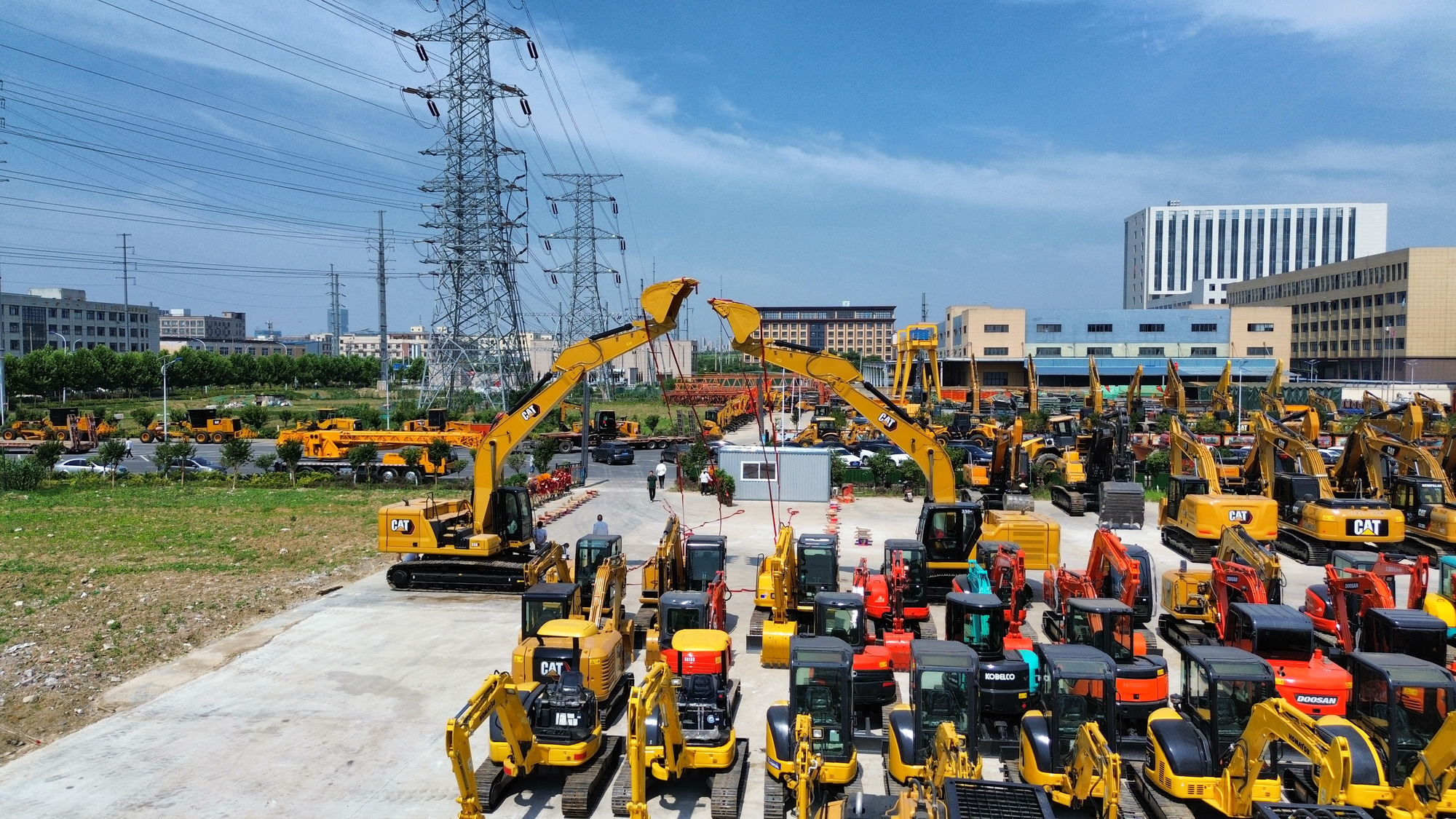 Toaks International Trading Company - Građevinski strojevi - Godina: 2016, 2-osovine, klimatizacijski uređaj undefined: slika Toaks International Trading Company - Građevinski strojevi - Godina: 2016, 2-osovine, klimatizacijski uređaj undefined