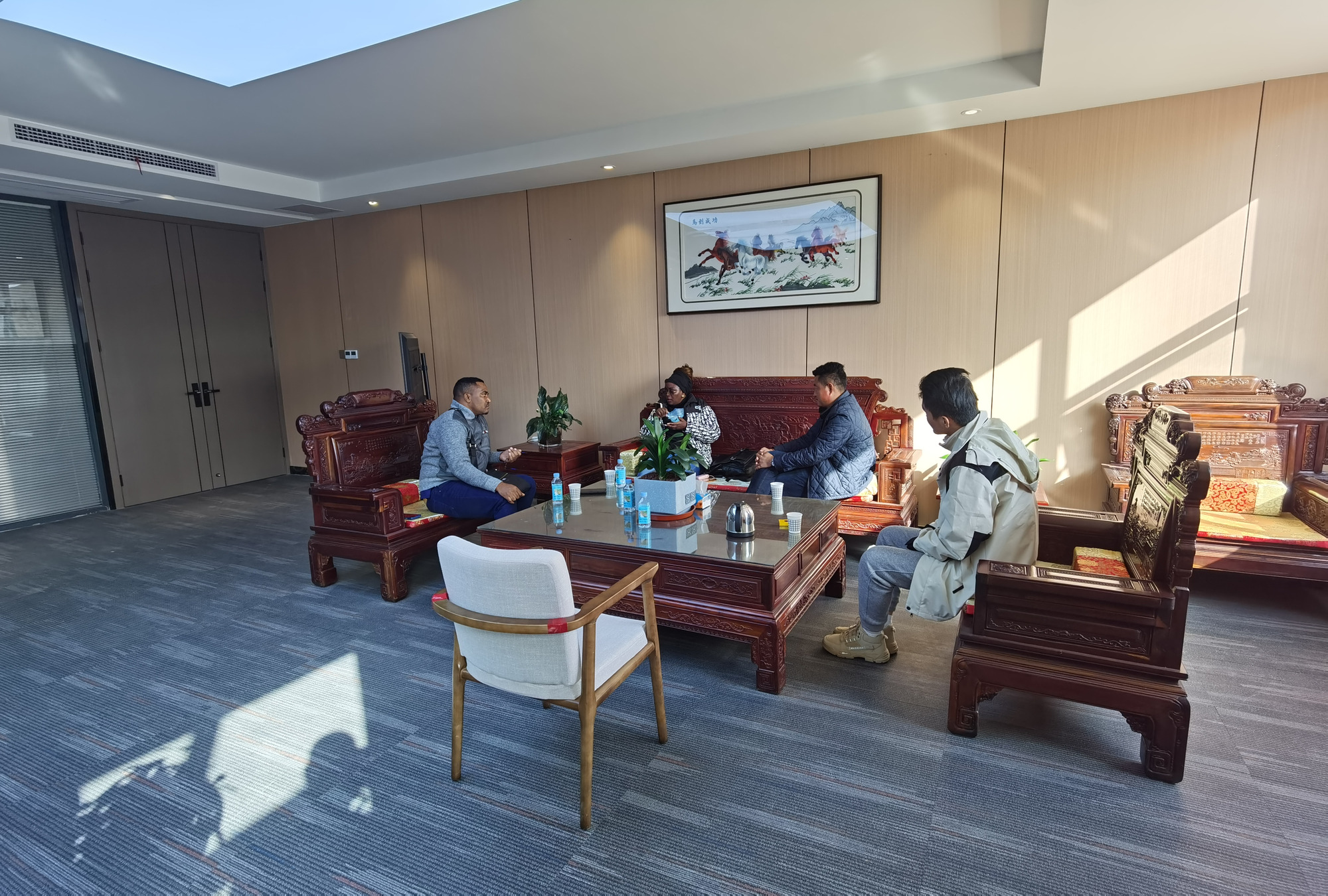 Toaks International Trading Company - Građevinski strojevi - Godina: 2016, 2-osovine, klimatizacijski uređaj undefined: slika Toaks International Trading Company - Građevinski strojevi - Godina: 2016, 2-osovine, klimatizacijski uređaj undefined