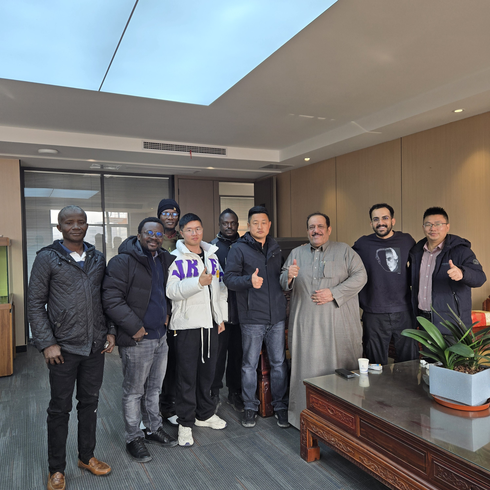 Toaks International Trading Company - Građevinski strojevi - Godina: 2016, 2-osovine, klimatizacijski uređaj undefined: slika Toaks International Trading Company - Građevinski strojevi - Godina: 2016, 2-osovine, klimatizacijski uređaj undefined