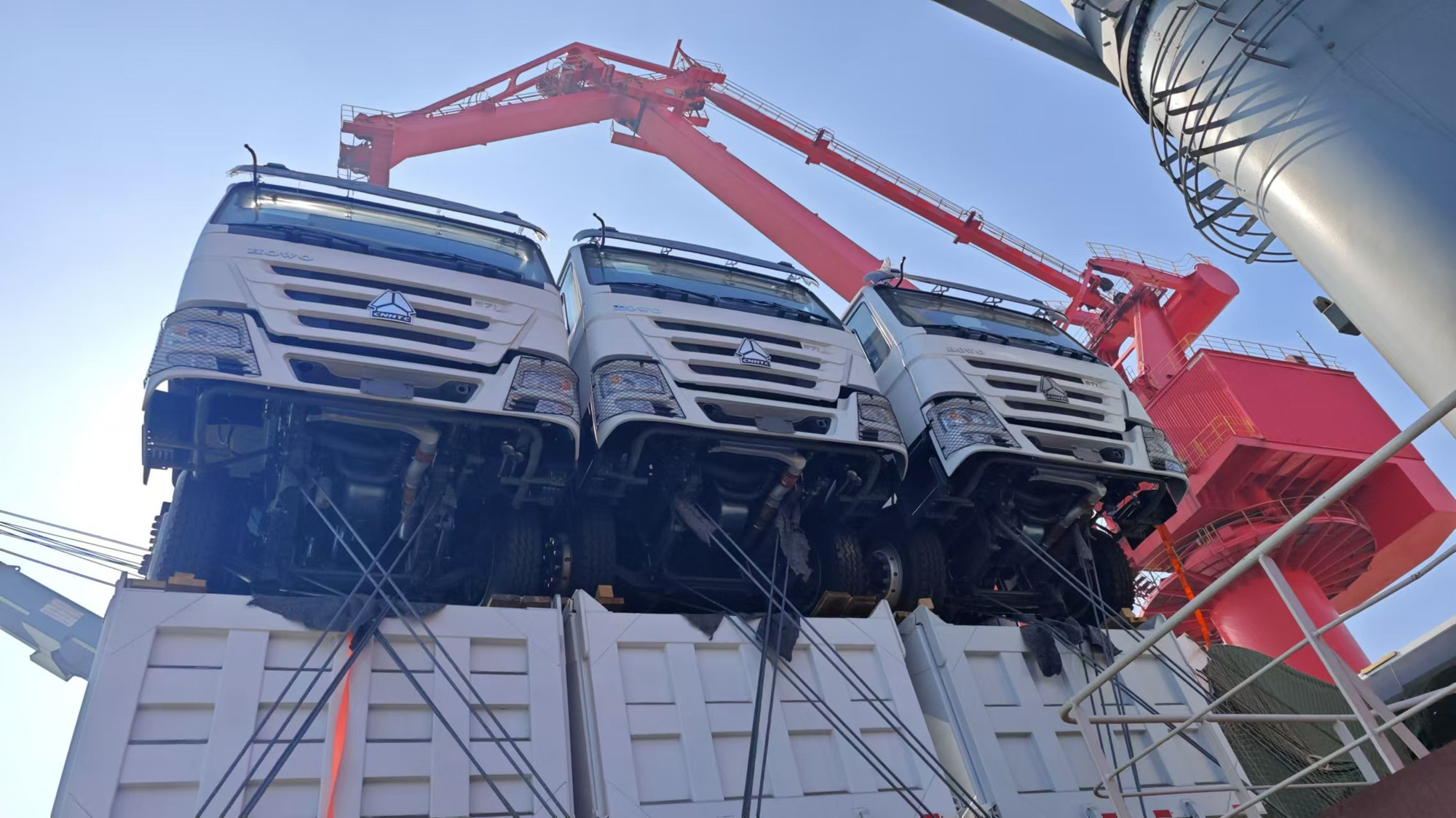 Toaks International Trading Company - Građevinski strojevi - Godina: 2016, 2-osovine, klimatizacijski uređaj undefined: slika Toaks International Trading Company - Građevinski strojevi - Godina: 2016, 2-osovine, klimatizacijski uređaj undefined