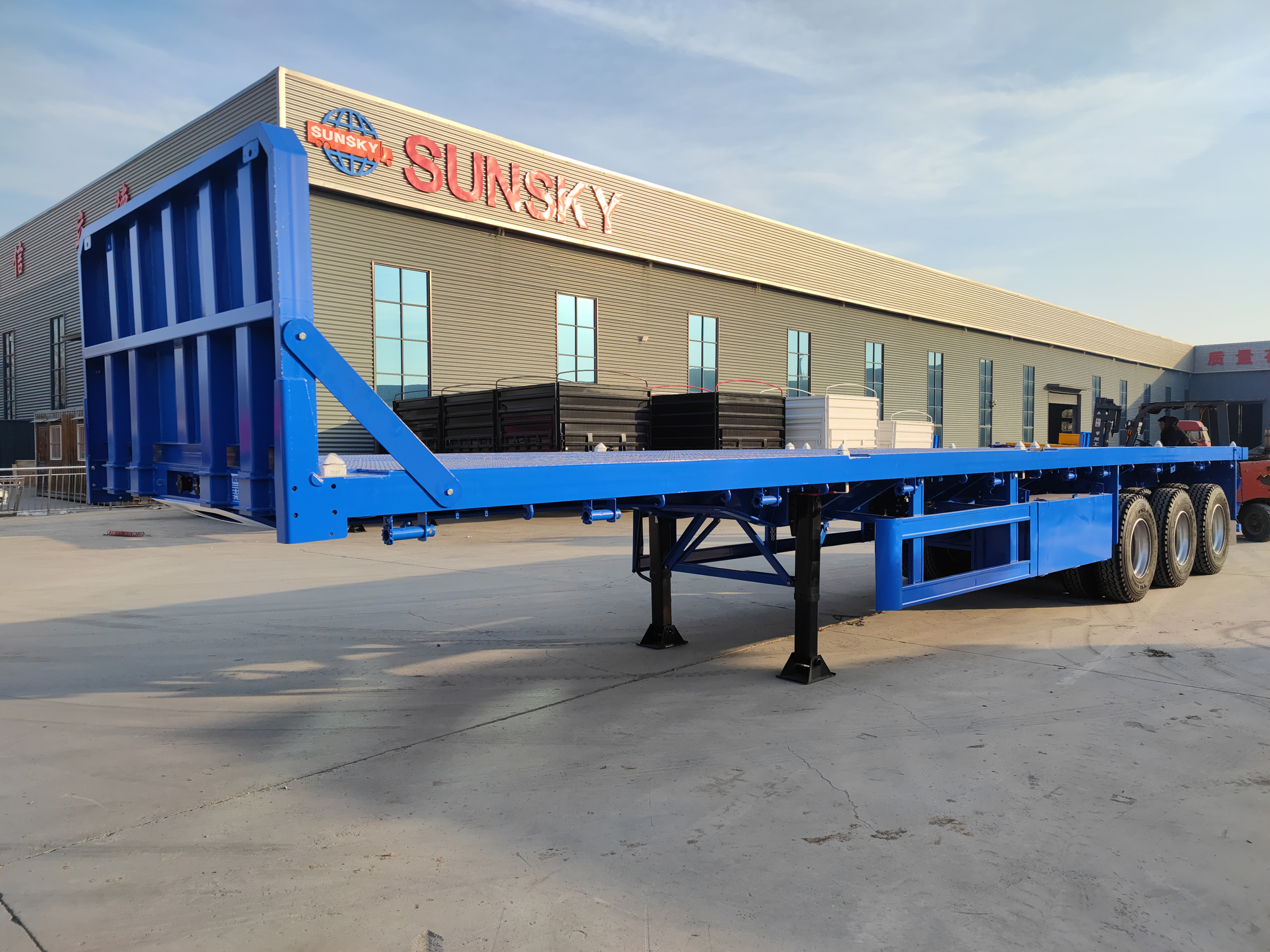 Xiamen Sunsky Vehicle Co.,Ltd - Kamioni - 8x4, Euro 2, dizel undefined: slika Xiamen Sunsky Vehicle Co.,Ltd - Kamioni - 8x4, Euro 2, dizel undefined