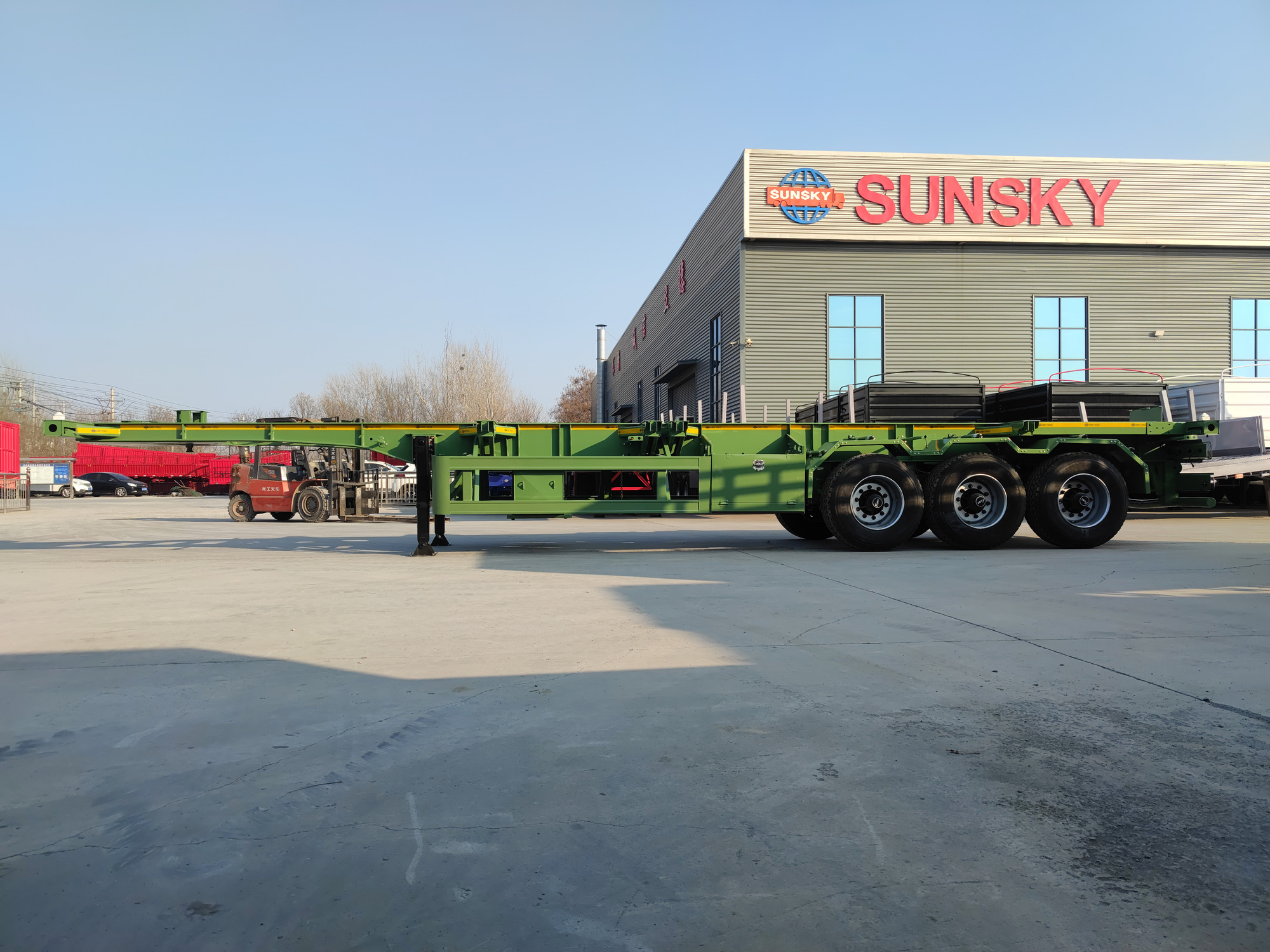 Xiamen Sunsky Vehicle Co.,Ltd - Kamioni - 8x4, Euro 2, dizel undefined: slika Xiamen Sunsky Vehicle Co.,Ltd - Kamioni - 8x4, Euro 2, dizel undefined