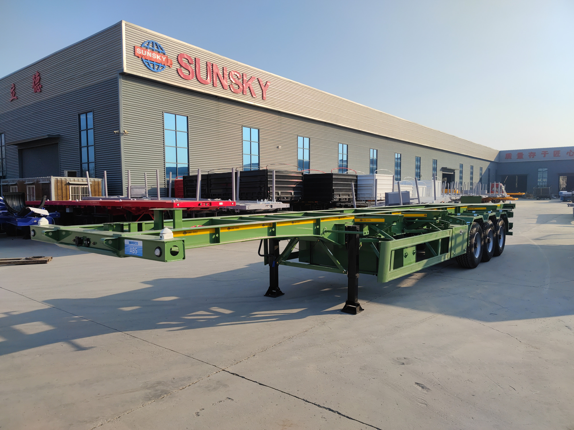 Xiamen Sunsky Vehicle Co.,Ltd - Kamioni - 8x4, Euro 2, dizel undefined: slika Xiamen Sunsky Vehicle Co.,Ltd - Kamioni - 8x4, Euro 2, dizel undefined