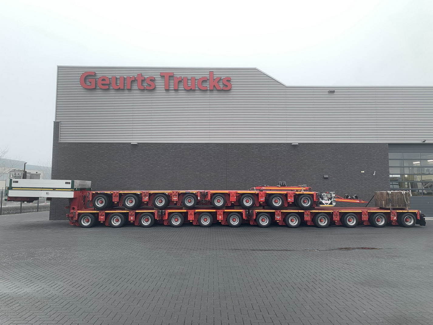 Geurts Trucks B.V. undefined: slika Geurts Trucks B.V. undefined