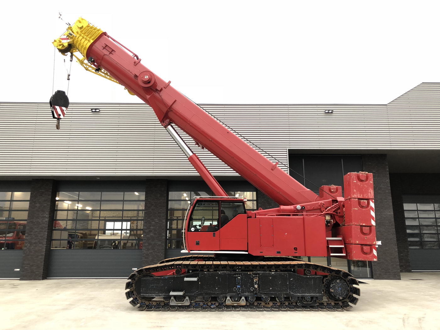 Geurts Trucks B.V. undefined: slika Geurts Trucks B.V. undefined