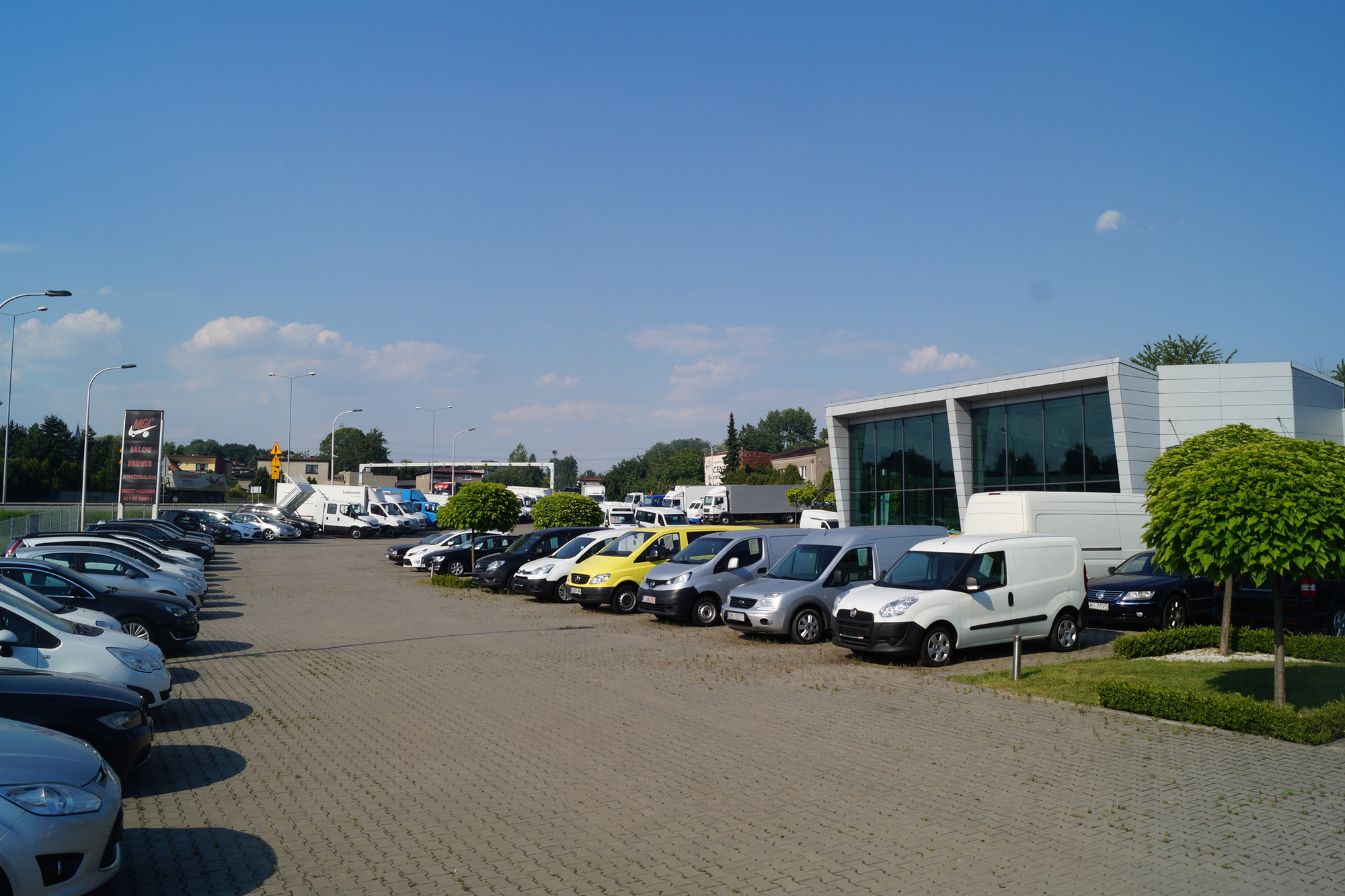 MGC CENTRUM SAMOCHODOW DOSTAWCZYCH - Izmjenjivi sanduci/ Kontejneri undefined: slika MGC CENTRUM SAMOCHODOW DOSTAWCZYCH - Izmjenjivi sanduci/ Kontejneri undefined
