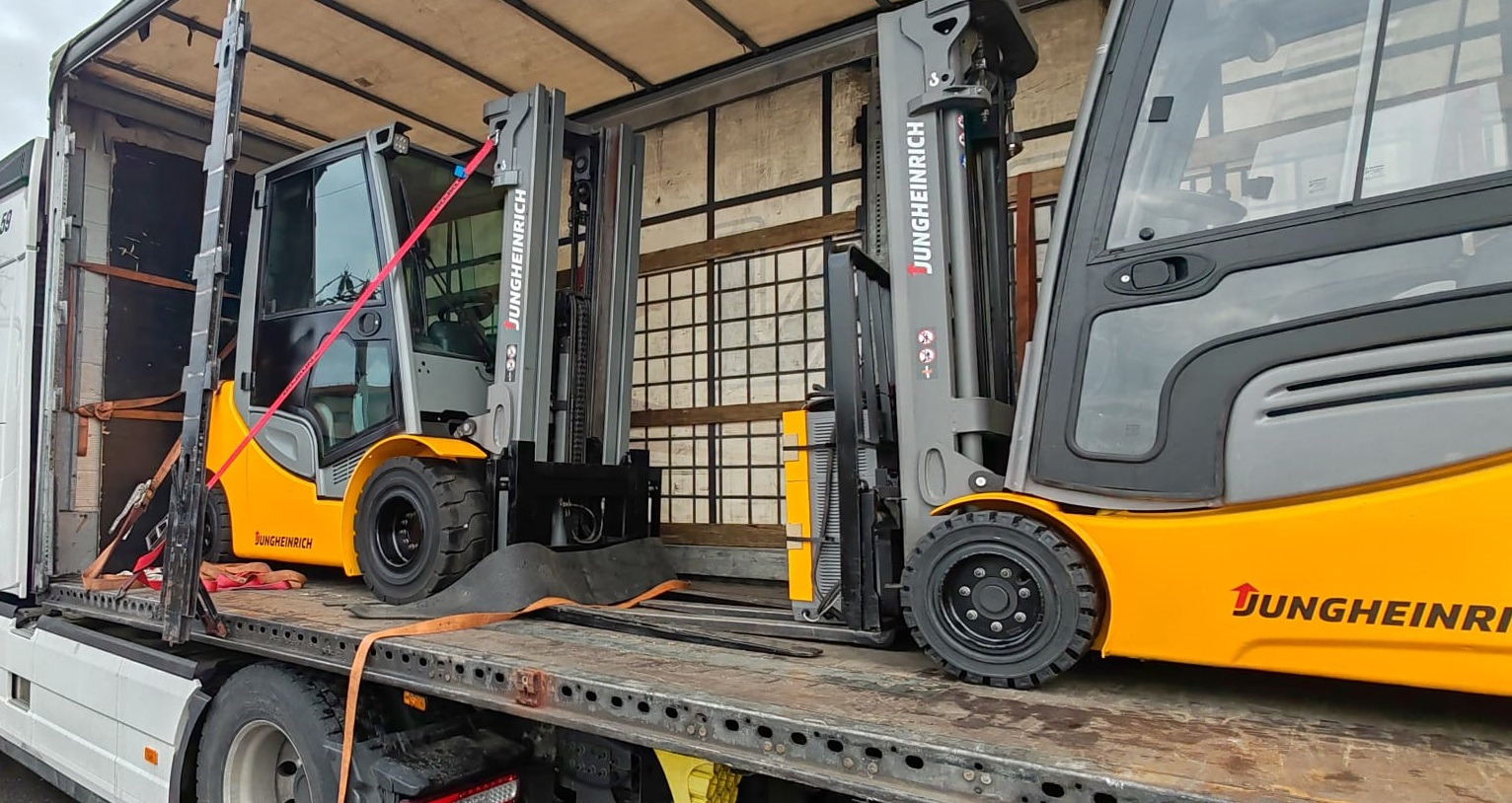 IC-Line s.r.o. (Booster-Lift) - vozila na prodaju undefined: slika IC-Line s.r.o. (Booster-Lift) - vozila na prodaju undefined