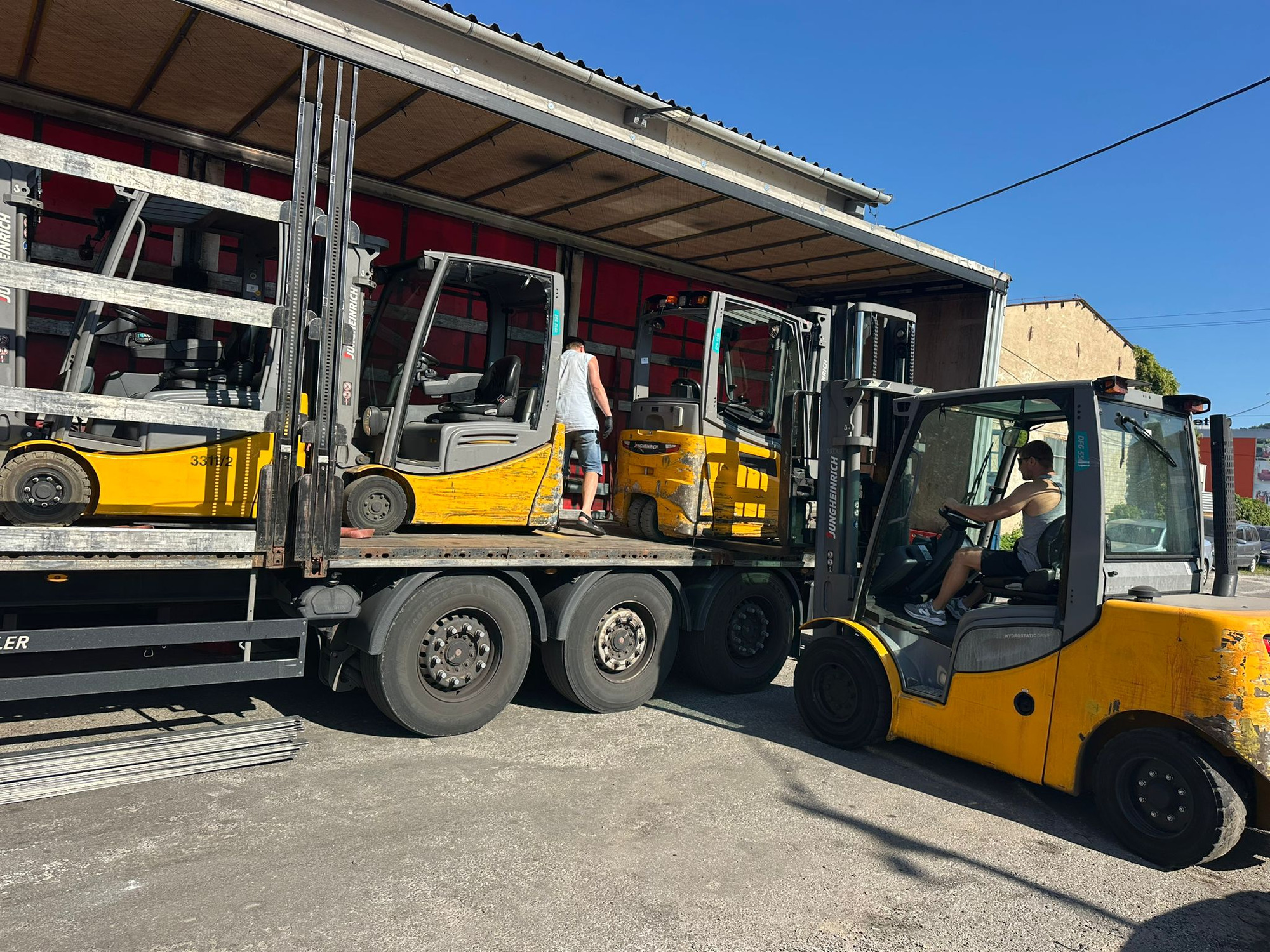 IC-Line s.r.o. (Booster-Lift) - vozila na prodaju undefined: slika IC-Line s.r.o. (Booster-Lift) - vozila na prodaju undefined