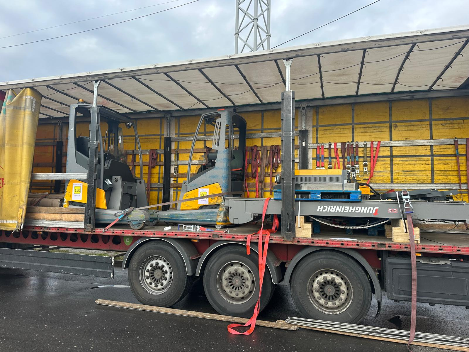 IC-Line s.r.o. (Booster-Lift) - vozila na prodaju undefined: slika IC-Line s.r.o. (Booster-Lift) - vozila na prodaju undefined