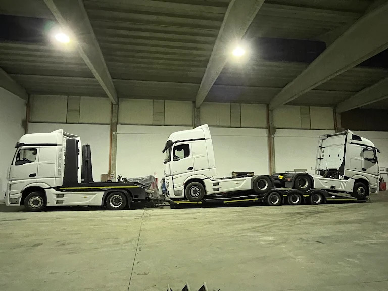 Truck Store Service SRL undefined: slika Truck Store Service SRL undefined