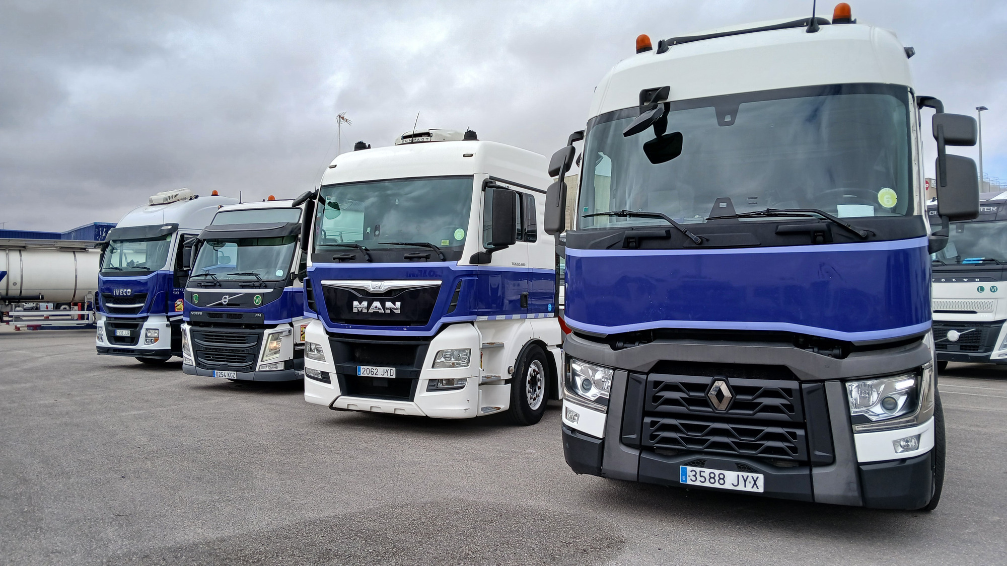 PAÑALON SA undefined: slika PAÑALON SA undefined