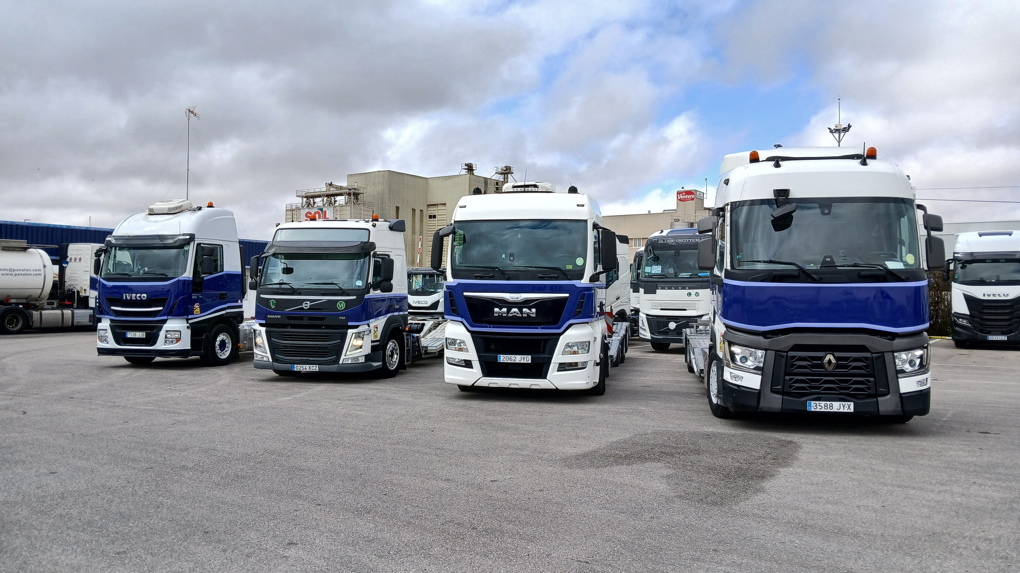 PAÑALON SA undefined: slika PAÑALON SA undefined