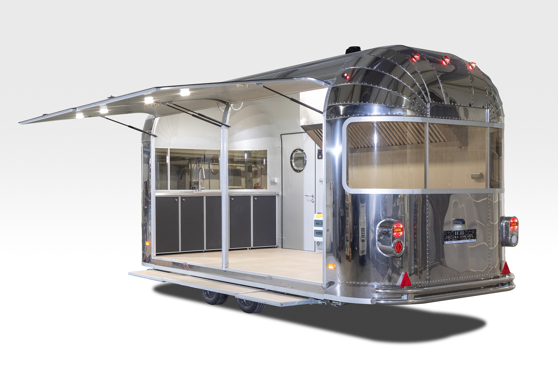 IDEX Denys Kharlamov - vozila na prodaju undefined: slika IDEX Denys Kharlamov - vozila na prodaju undefined