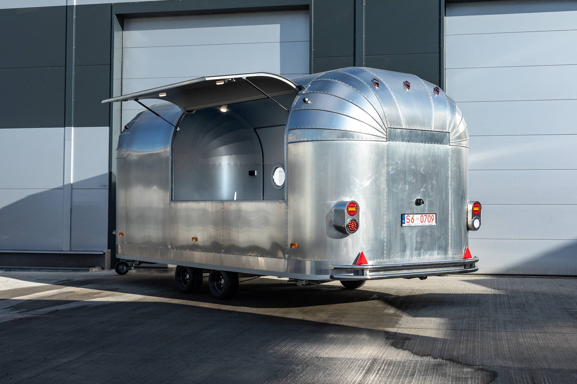 IDEX Denys Kharlamov - vozila na prodaju undefined: slika IDEX Denys Kharlamov - vozila na prodaju undefined