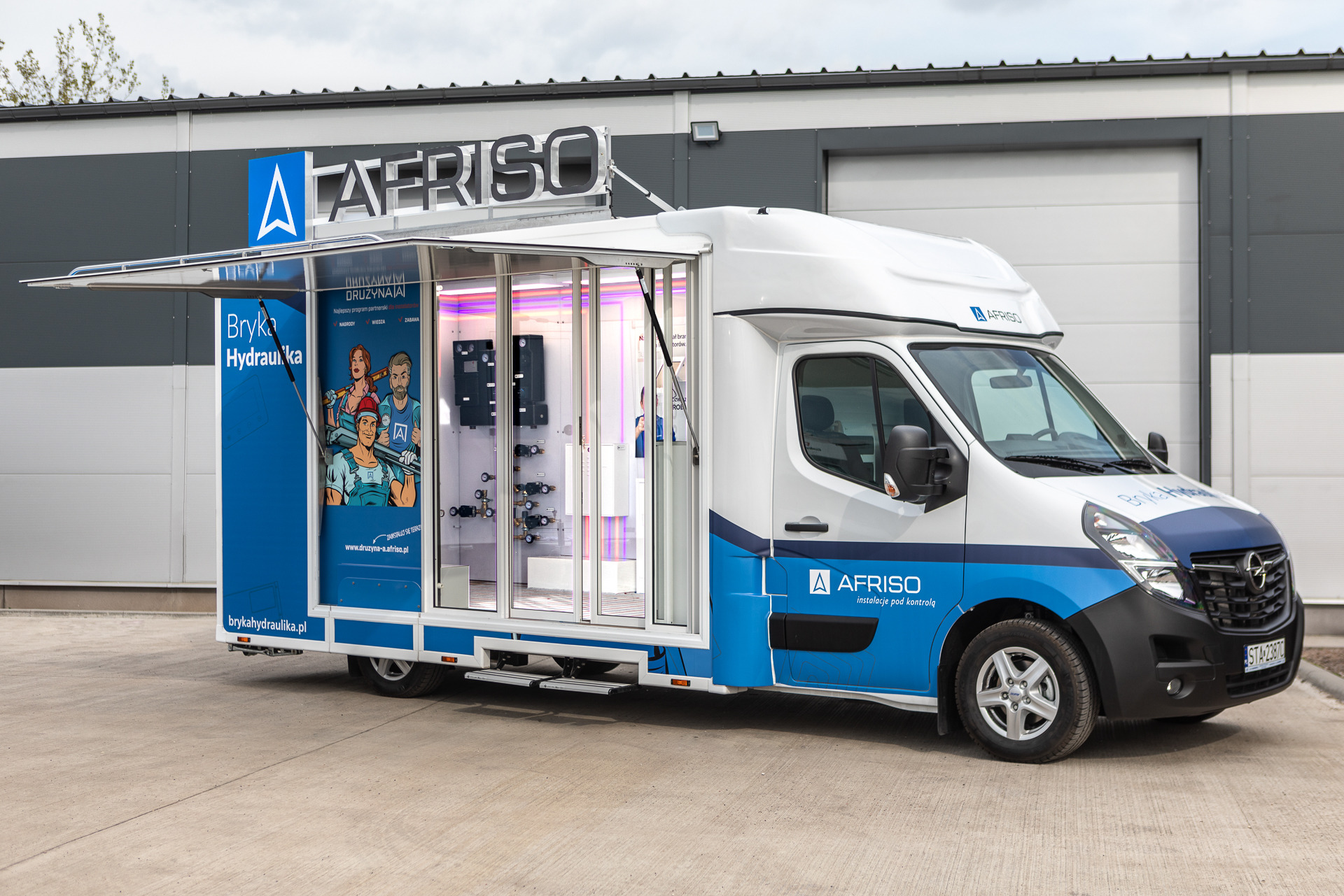 IDEX Denys Kharlamov - vozila na prodaju undefined: slika IDEX Denys Kharlamov - vozila na prodaju undefined