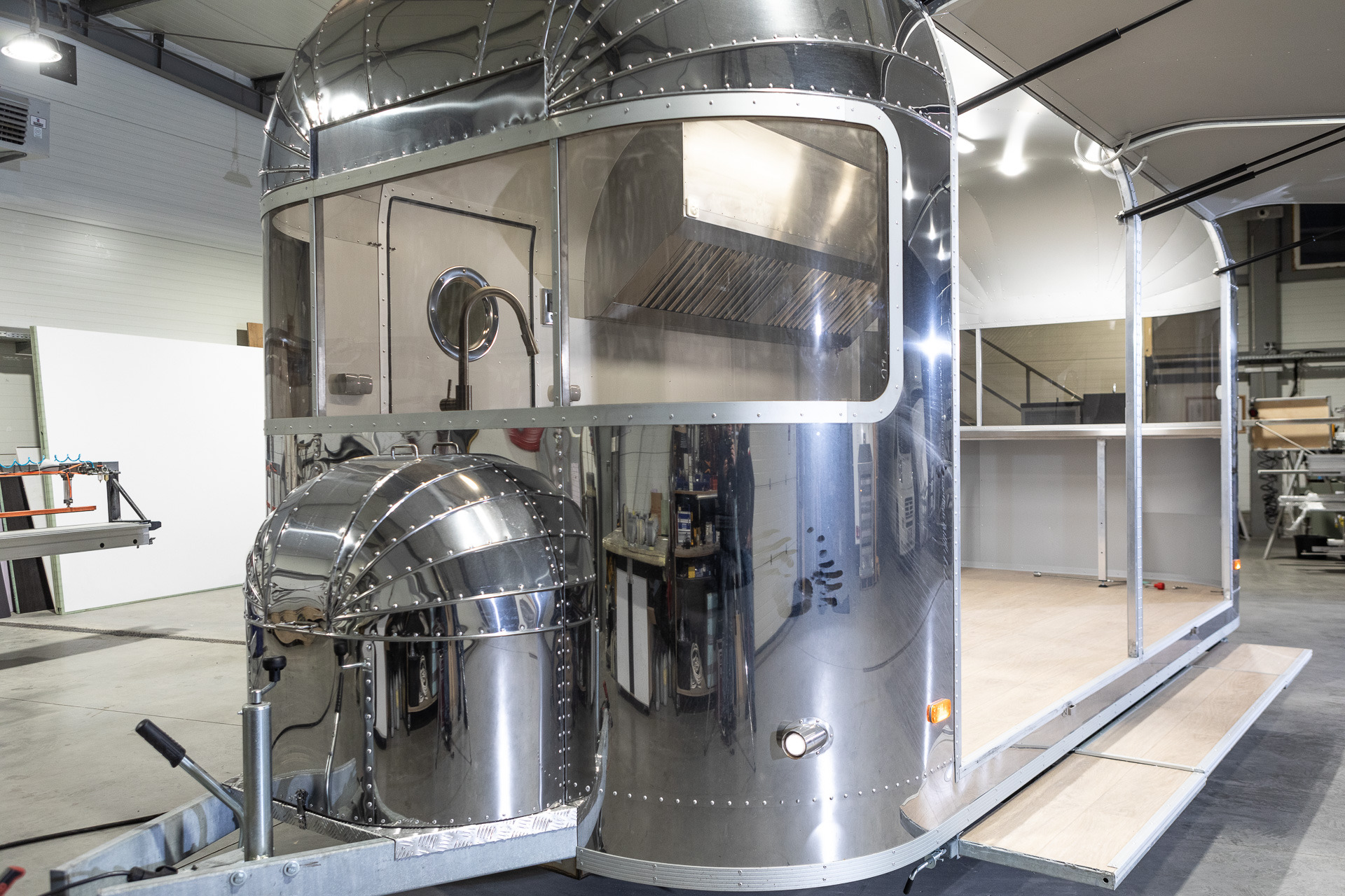 IDEX Denys Kharlamov - vozila na prodaju undefined: slika IDEX Denys Kharlamov - vozila na prodaju undefined