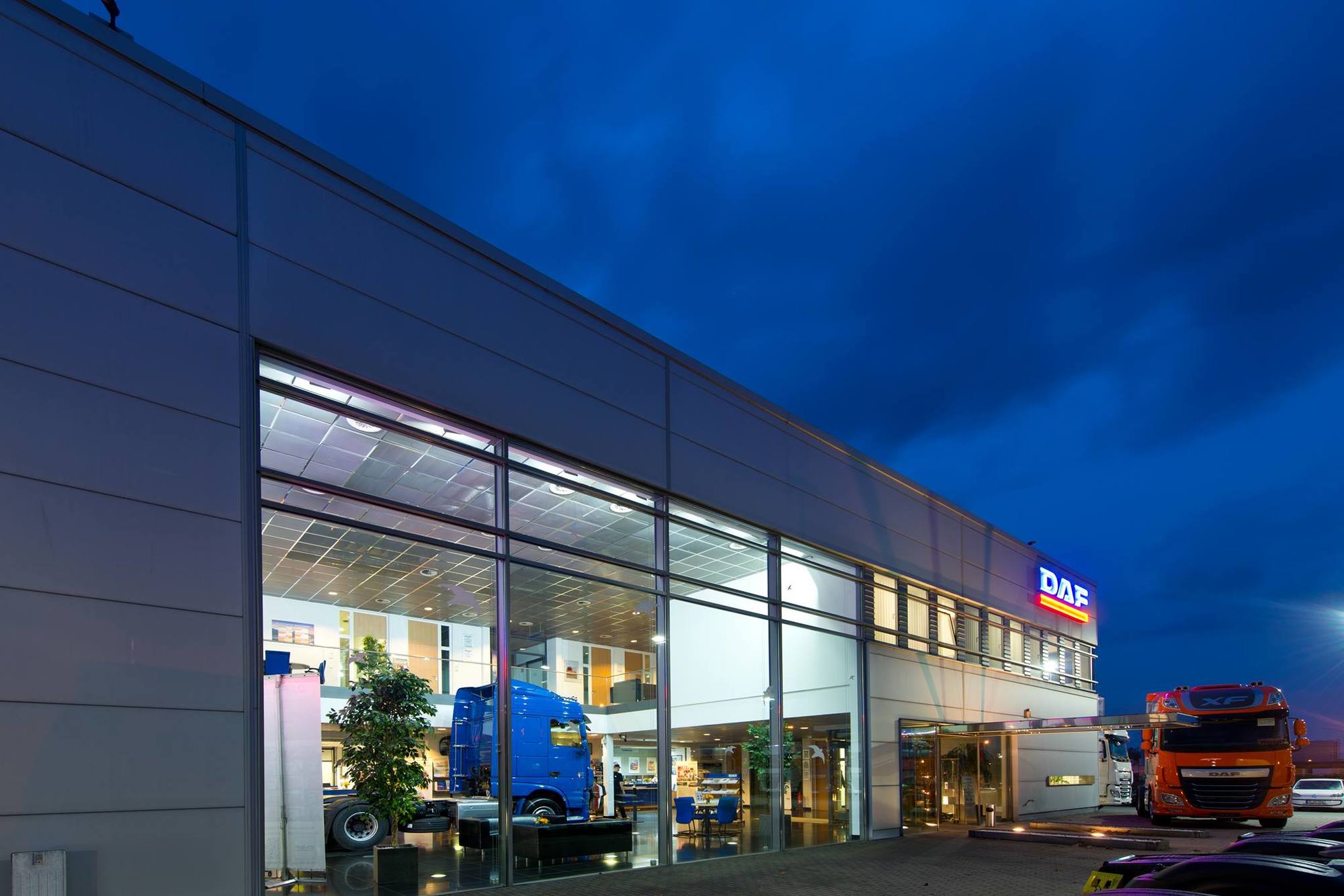 DAF Berlin GmbH - Tegljači DAF XG - Euro 6 undefined: slika DAF Berlin GmbH - Tegljači DAF XG - Euro 6 undefined