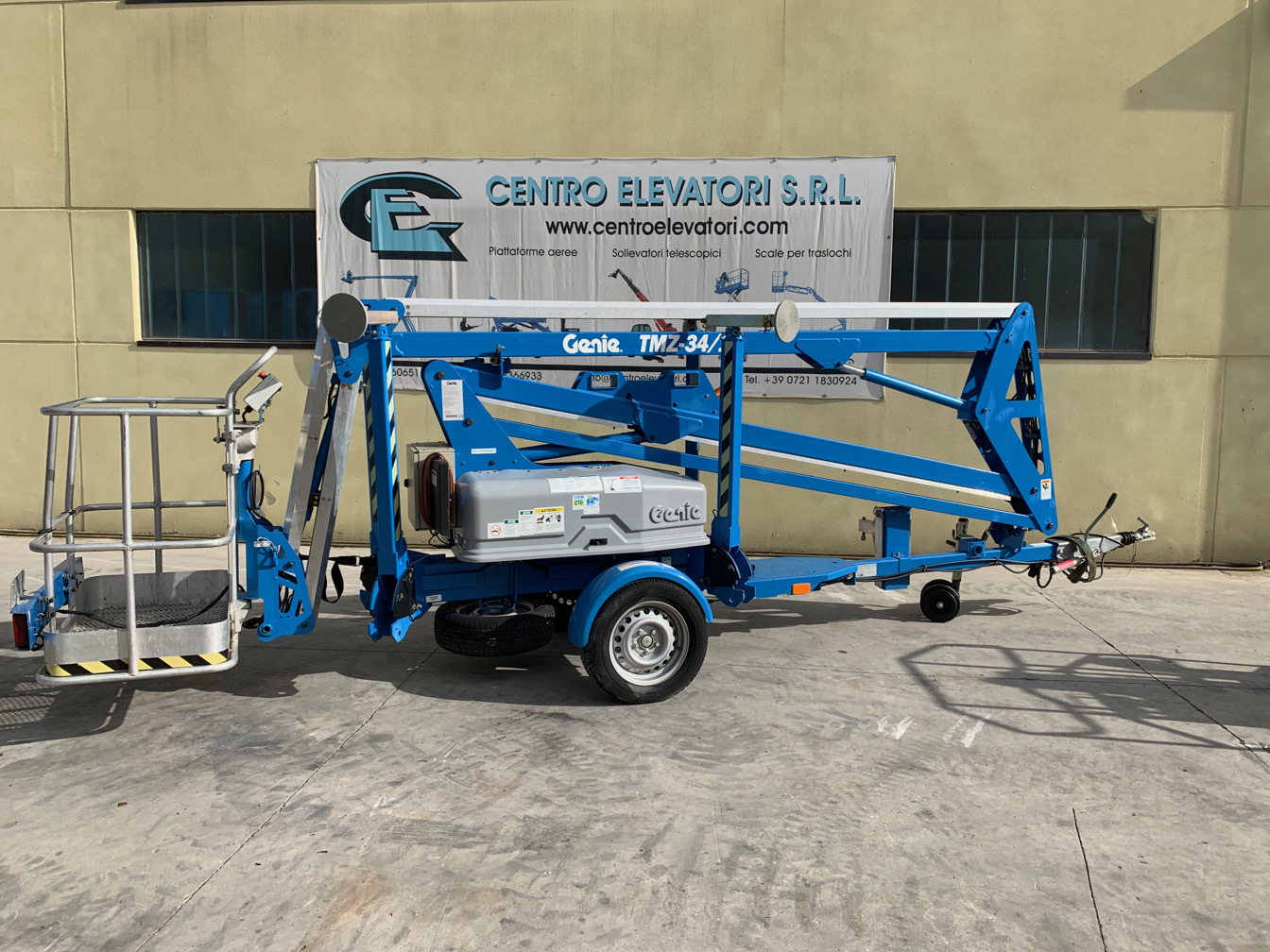 Centro Elevatori SRL - Građevinski strojevi - Godina: 2015 undefined: slika Centro Elevatori SRL - Građevinski strojevi - Godina: 2015 undefined