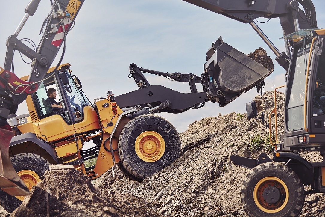 Saxtorp Trading AB - Građevinski strojevi - Godina: 2010 undefined: slika Saxtorp Trading AB - Građevinski strojevi - Godina: 2010 undefined