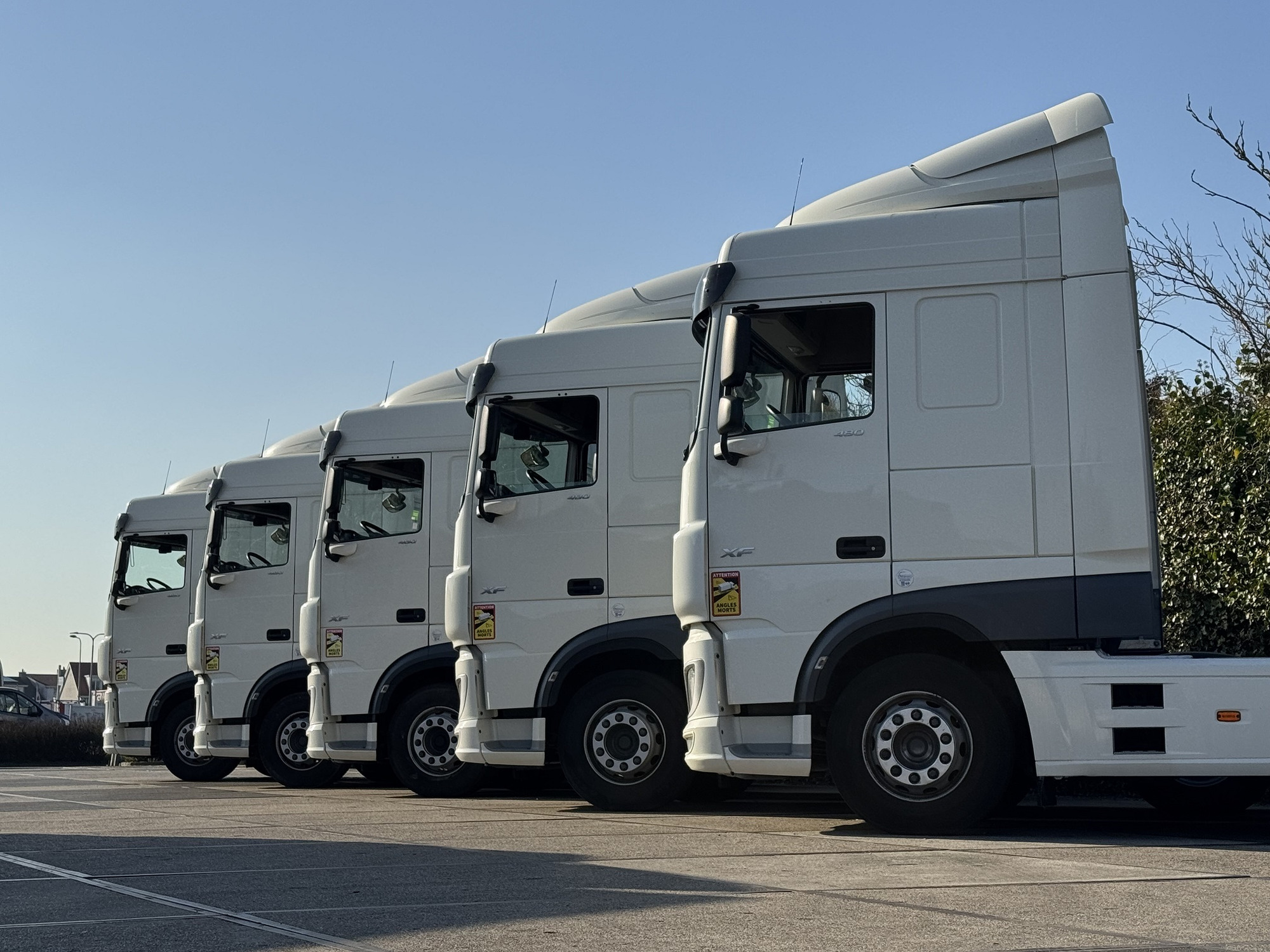 Kulk Trucks - vozila na prodaju undefined: slika Kulk Trucks - vozila na prodaju undefined