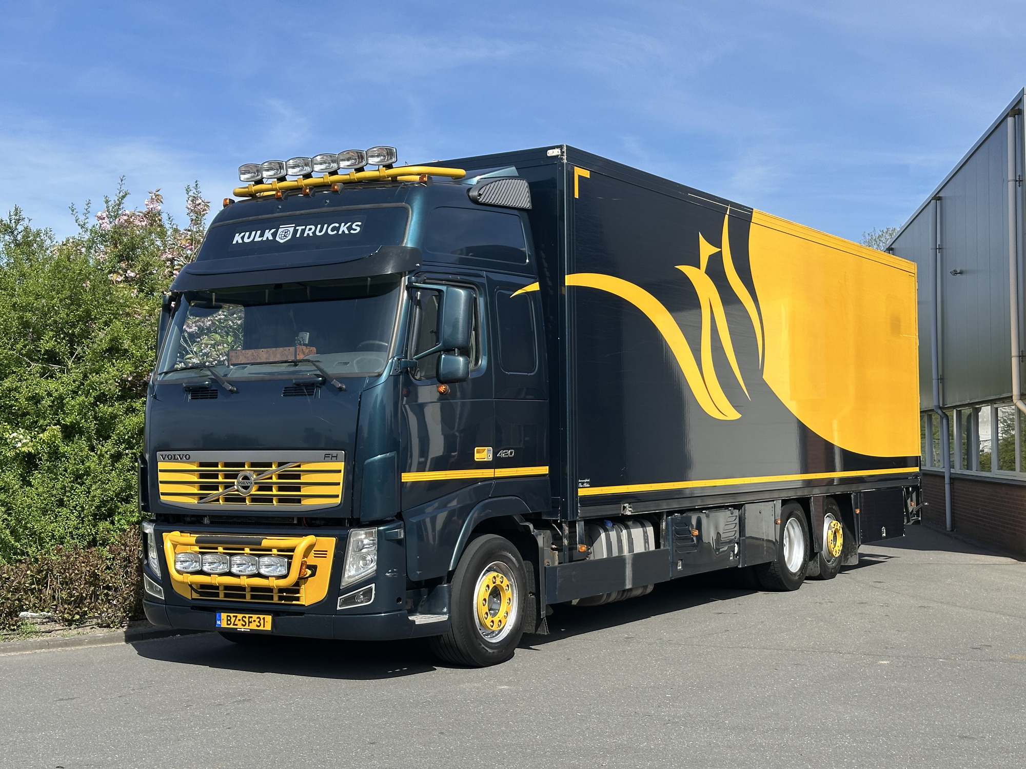 Kulk Trucks - vozila na prodaju undefined: slika Kulk Trucks - vozila na prodaju undefined