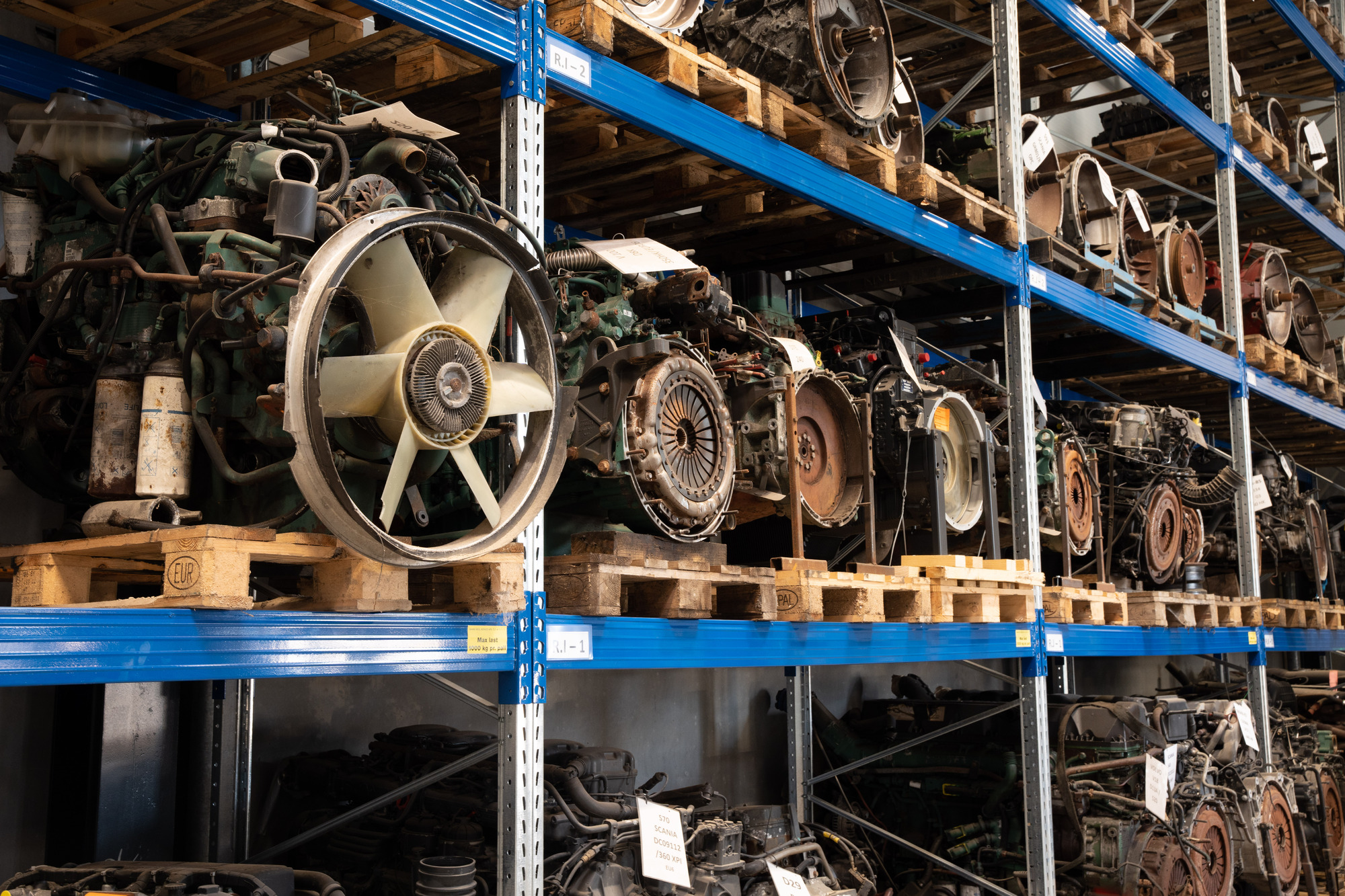 KNL TRUCKPARTS ApS undefined: slika KNL TRUCKPARTS ApS undefined