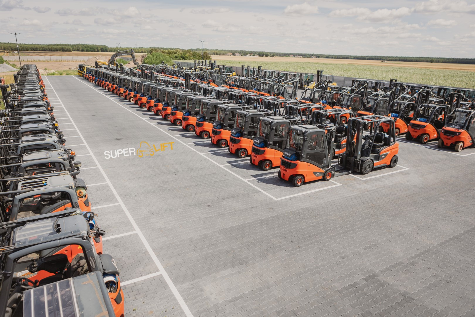 SUPERLIFT undefined: slika SUPERLIFT undefined