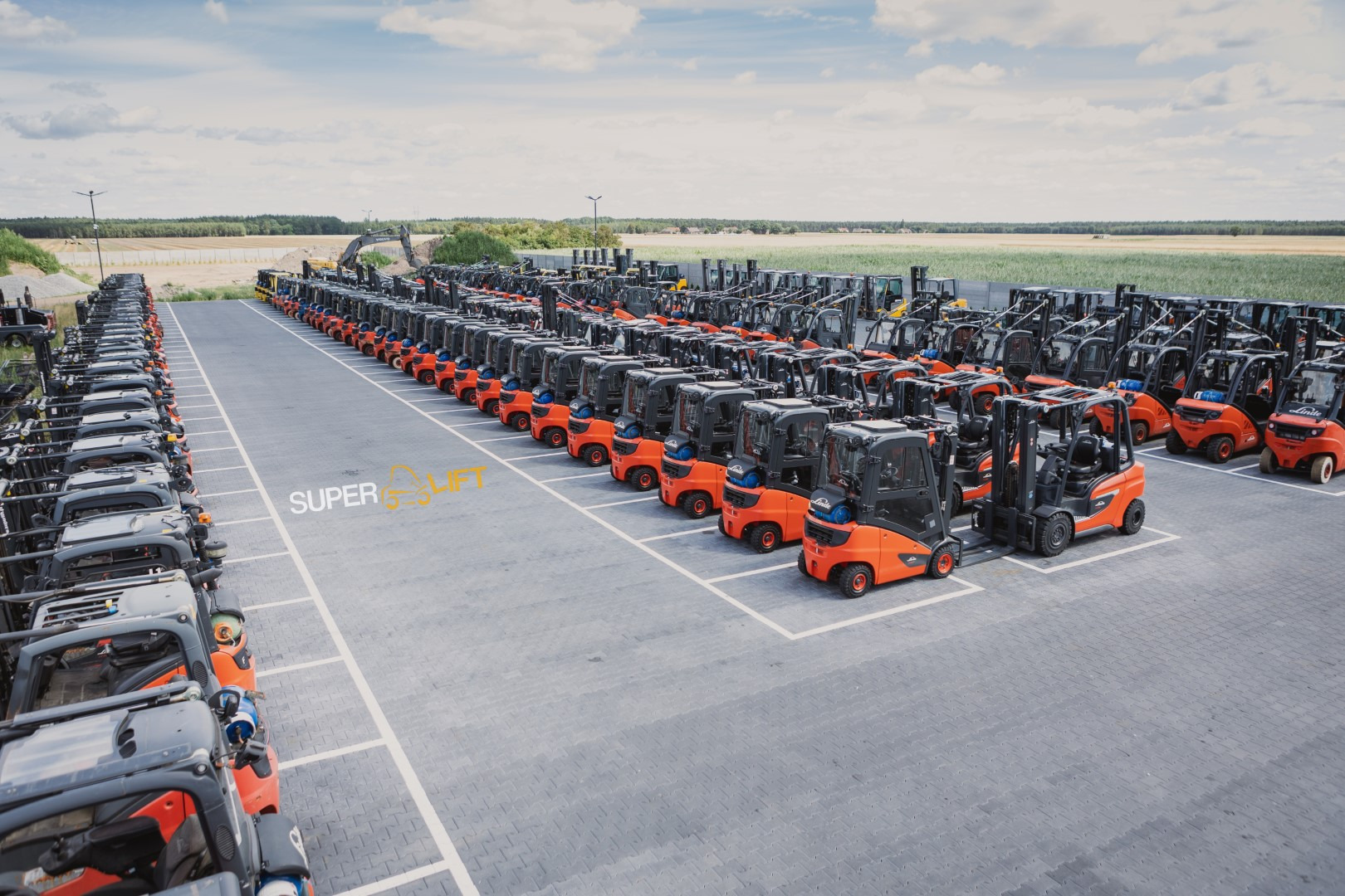 SUPERLIFT undefined: slika SUPERLIFT undefined