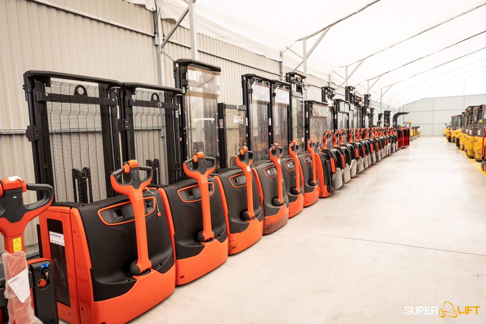 SUPERLIFT undefined: slika SUPERLIFT undefined