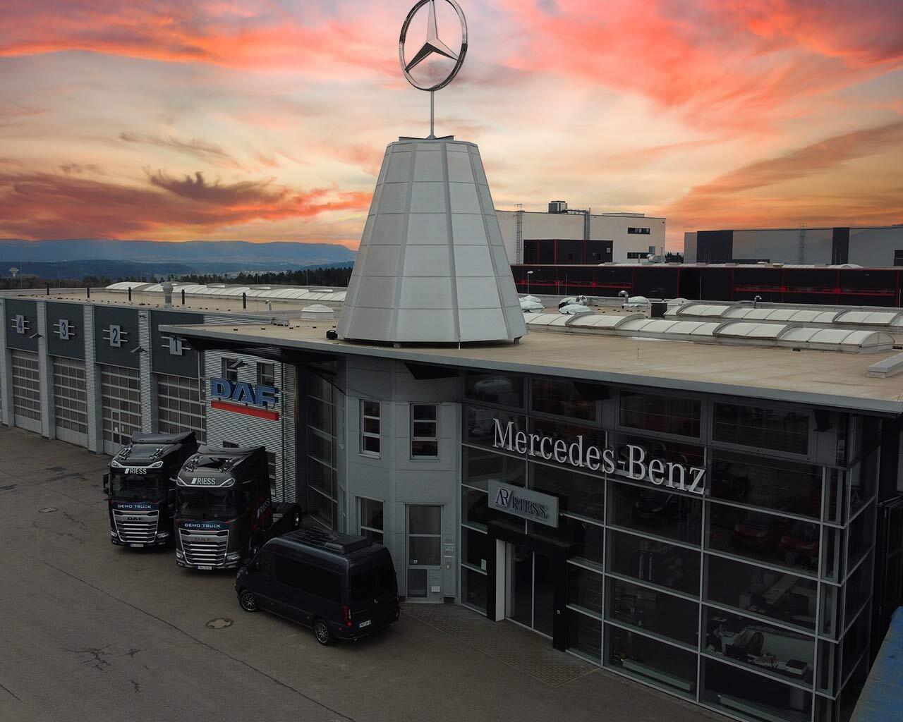 Riess GmbH & Co. KG - vozila na prodaju undefined: slika Riess GmbH & Co. KG - vozila na prodaju undefined