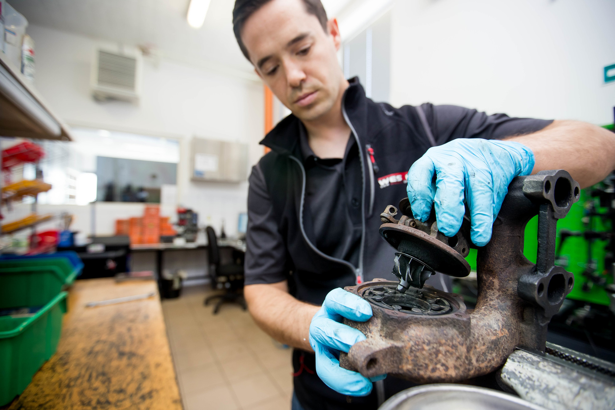 WEST TECH DIESEL SRL undefined: slika WEST TECH DIESEL SRL undefined